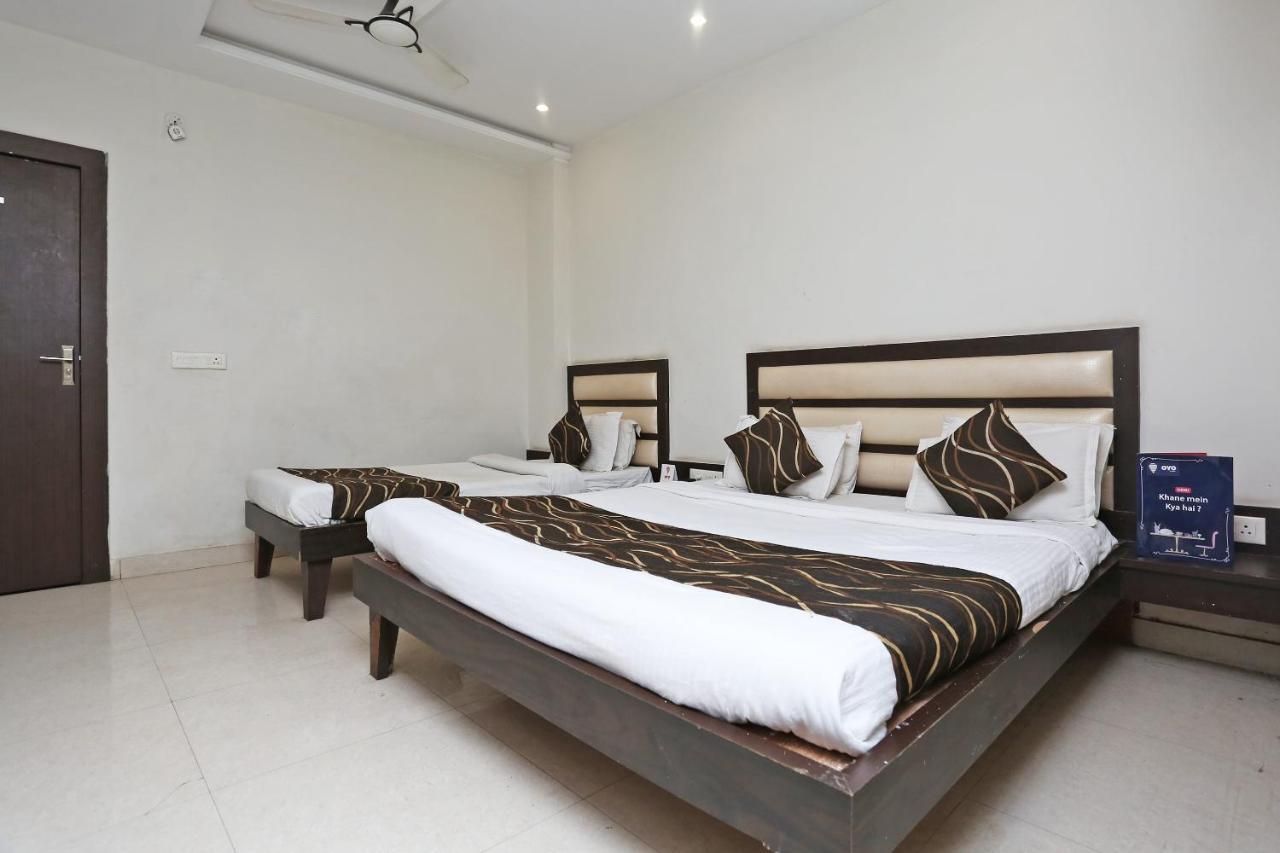 Oyo 6359 Hotel Mezbaan Regency Rāipur Eksteriør billede