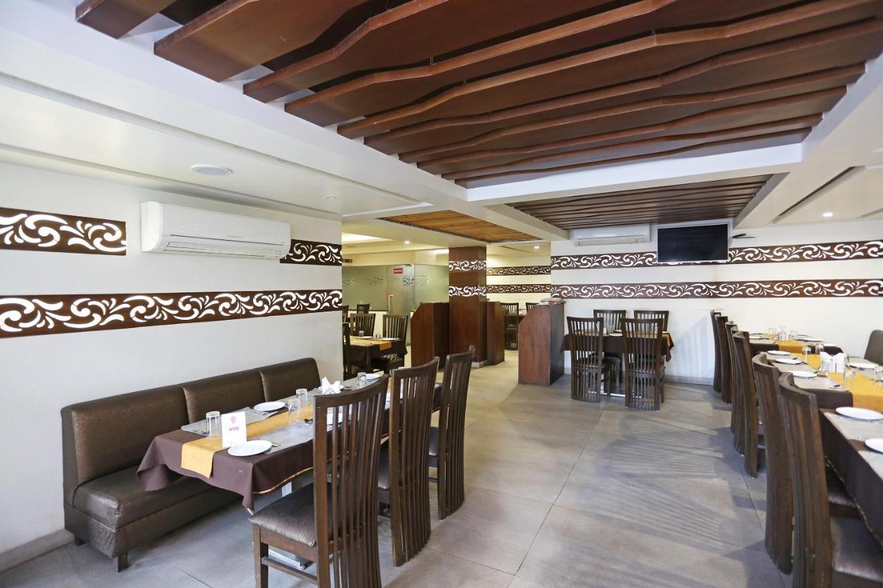 Oyo 6359 Hotel Mezbaan Regency Rāipur Eksteriør billede