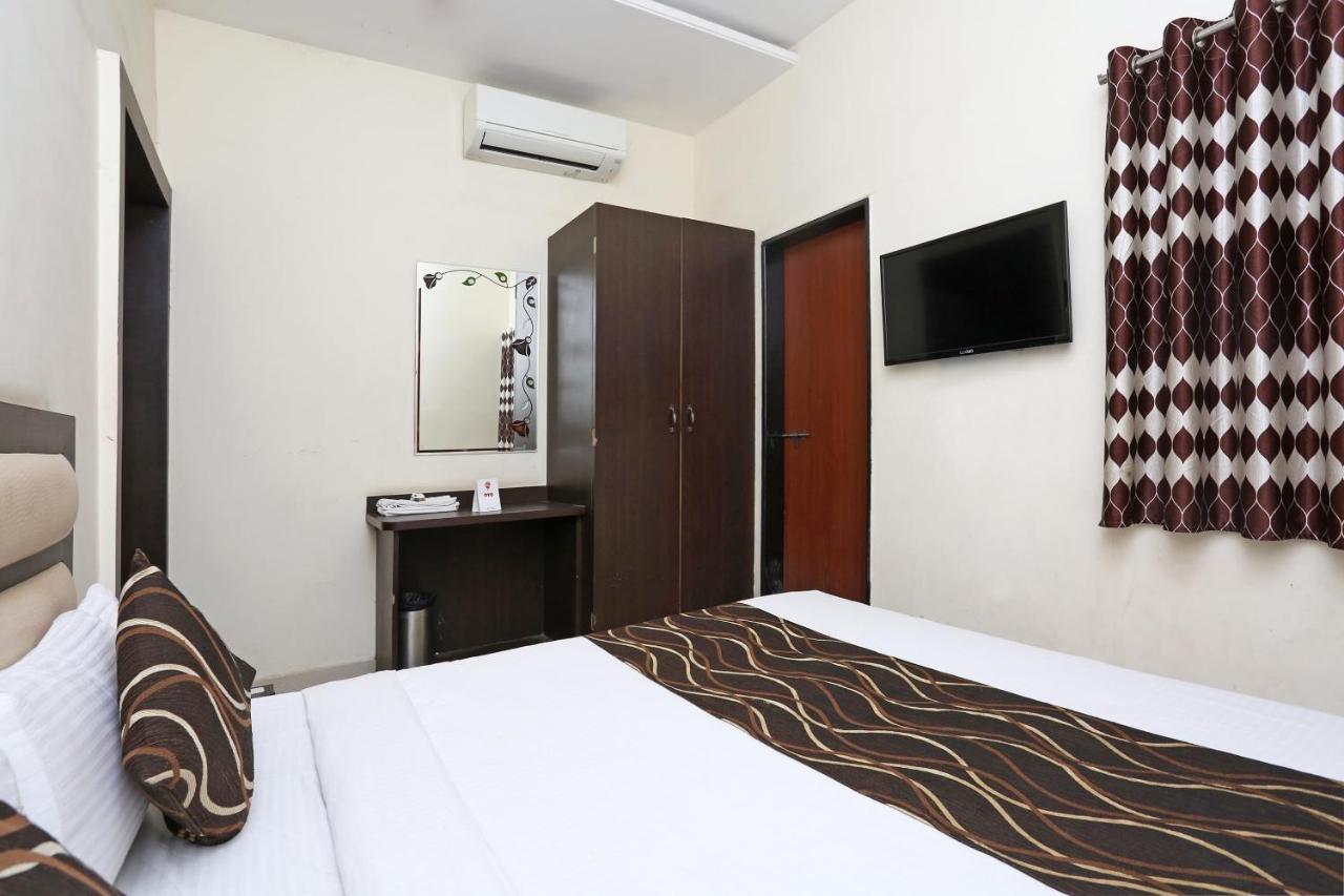 Oyo 6359 Hotel Mezbaan Regency Rāipur Eksteriør billede