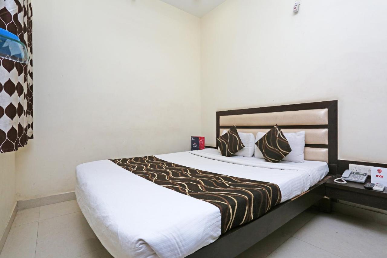Oyo 6359 Hotel Mezbaan Regency Rāipur Eksteriør billede